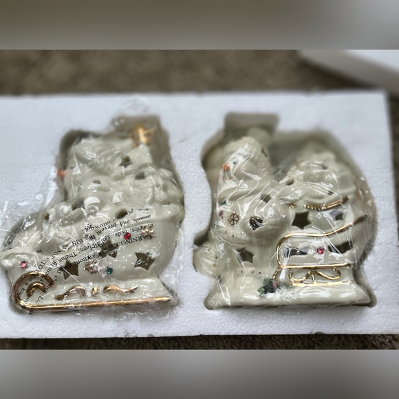 Holiday Home Accents Set of Two Snow Kids Tealight Candle Ceramic - Picture 4 of 16